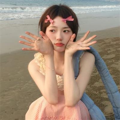 球场艳侣